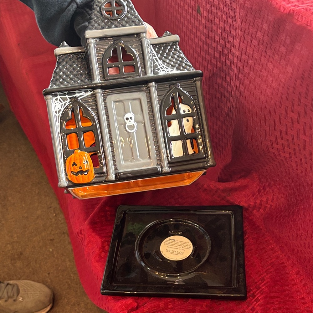 Bath & Body Works Black and Orange Haunted House Candle Holder - Picture 6 of 6